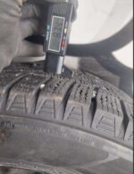 215/55 R17  žieminės padangos | Kumho - Image 2