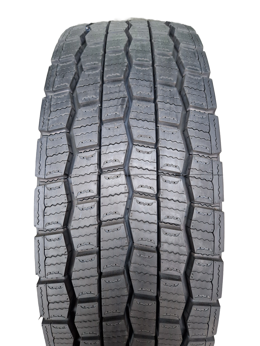 179152464725587 315/80R22,5 LEAO KWD600 156/150L(154/150M) 20PR M+S 3PMSF TL - Image 1